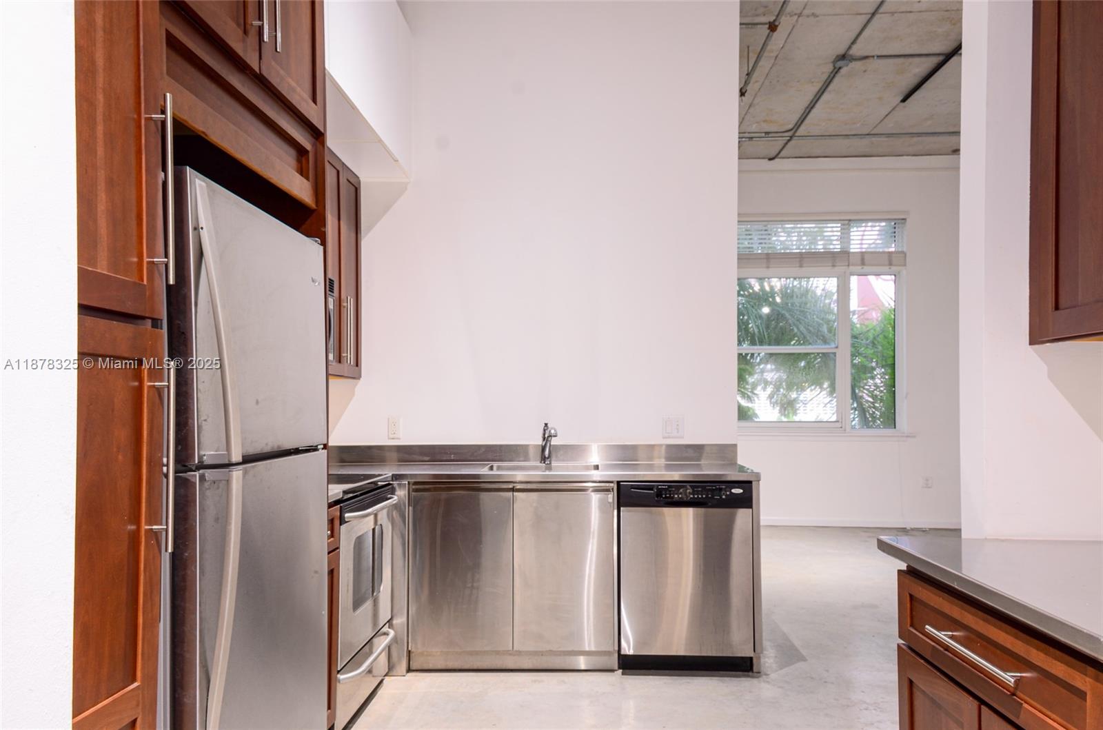 250 NW 23rd st 308