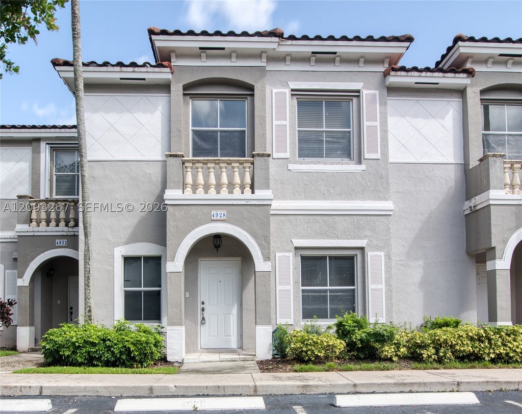 Photo of 4928 SW 140th Ter #2, Miramar, FL 33027 (MLS # A12093267)