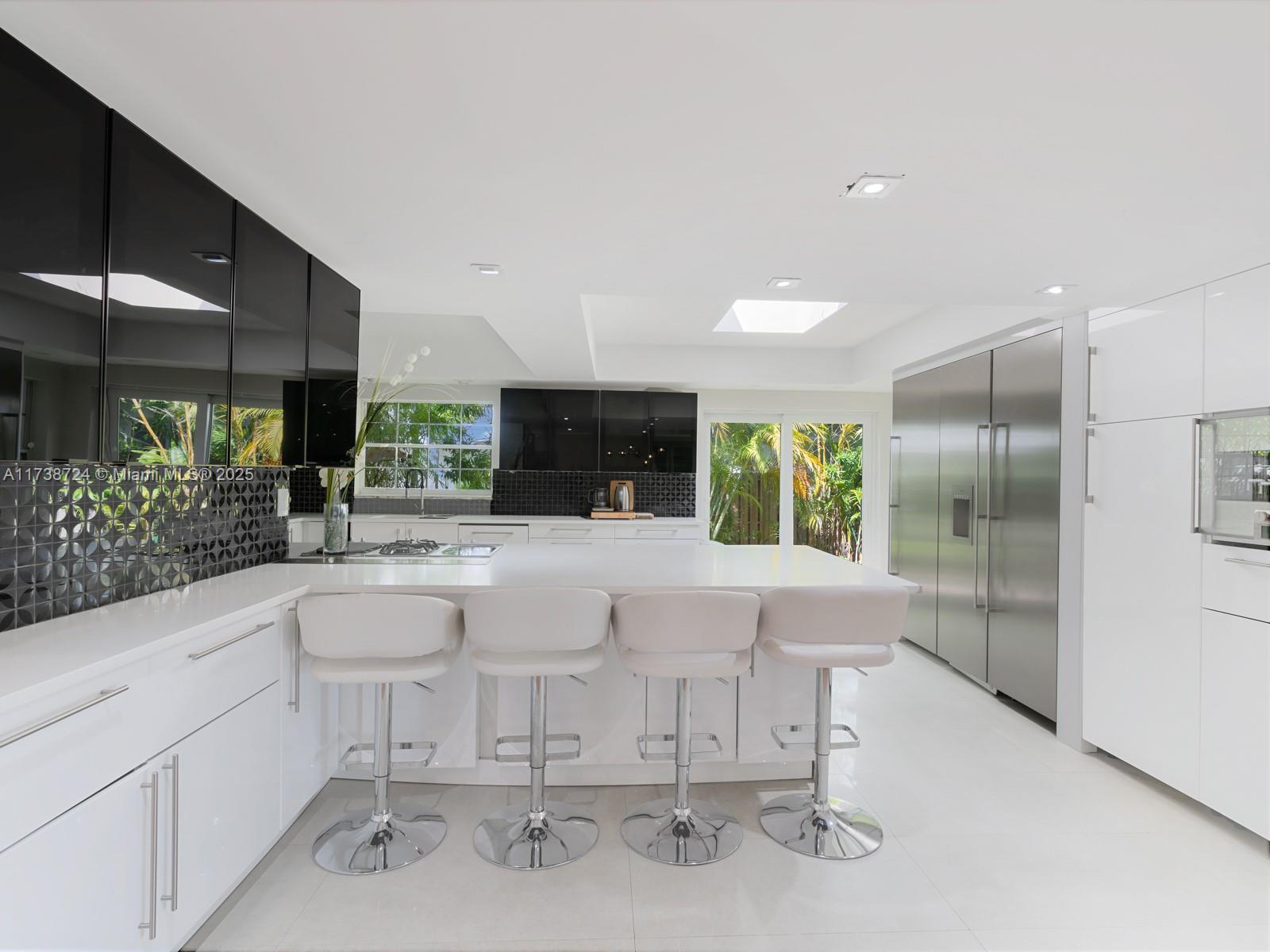 BISCAYNE POINT - Residential