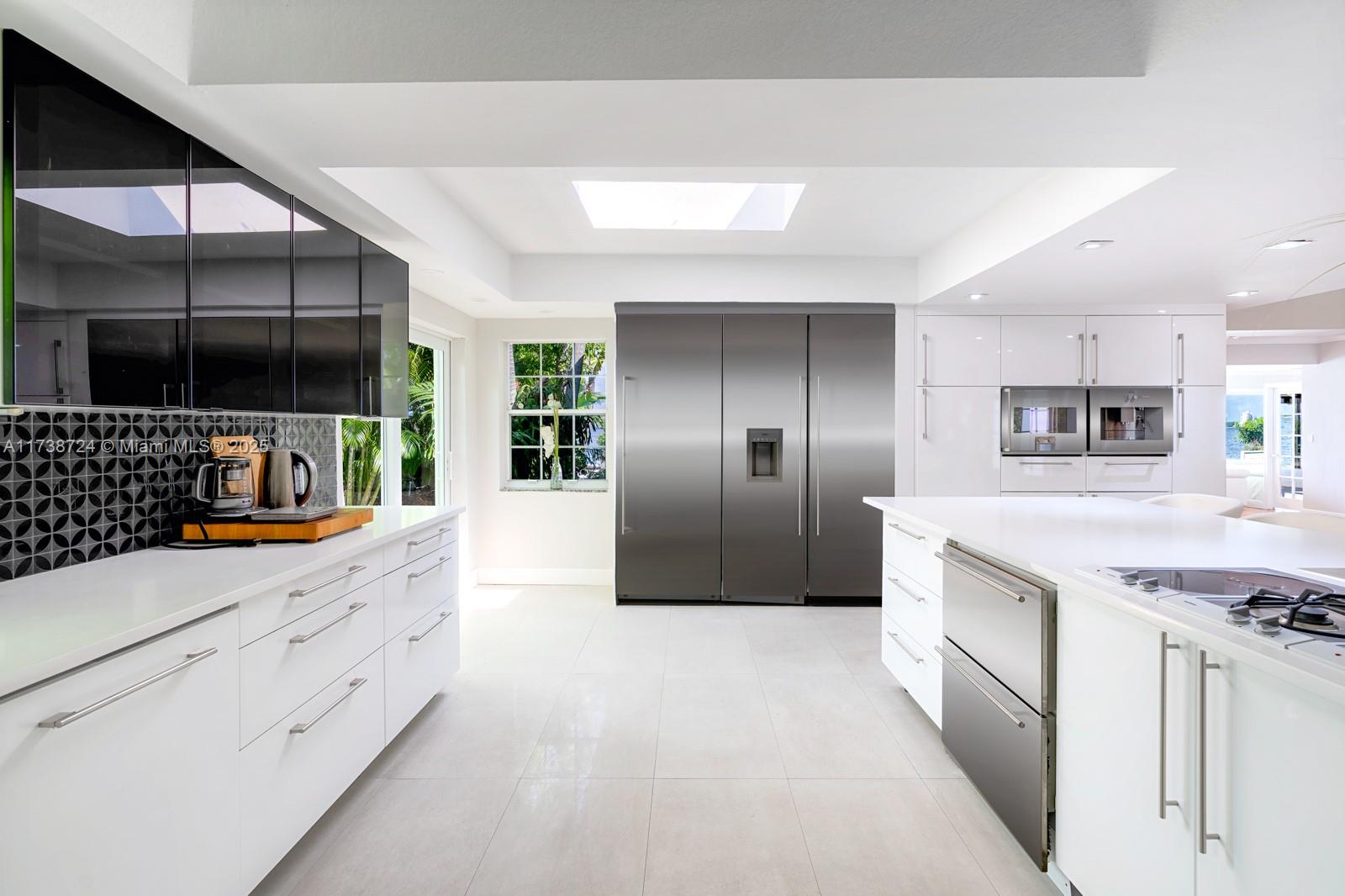 BISCAYNE POINT - Residential