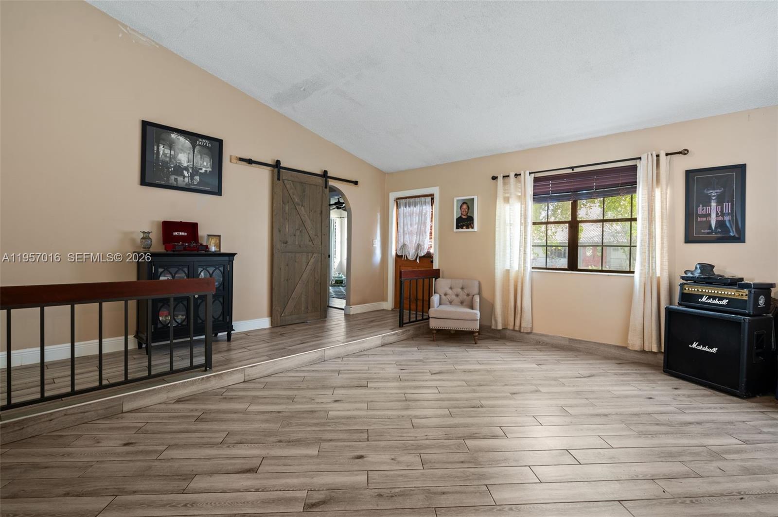 CYPRESS LAKES - Residential