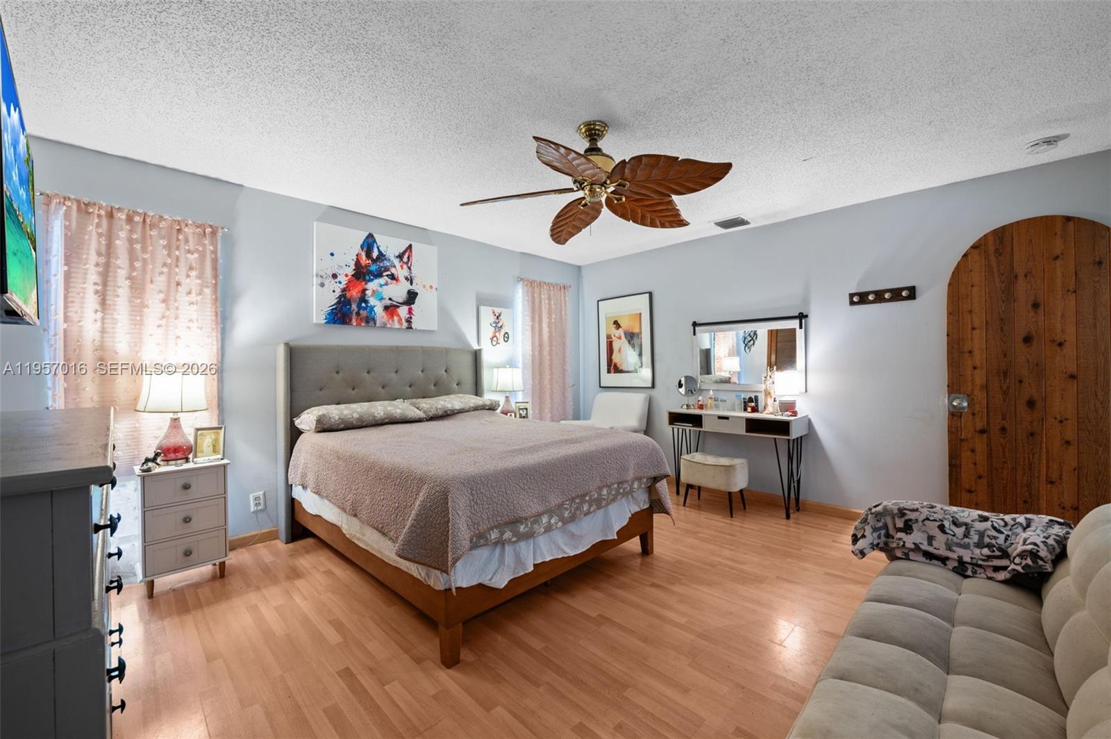 CYPRESS LAKES - Residential