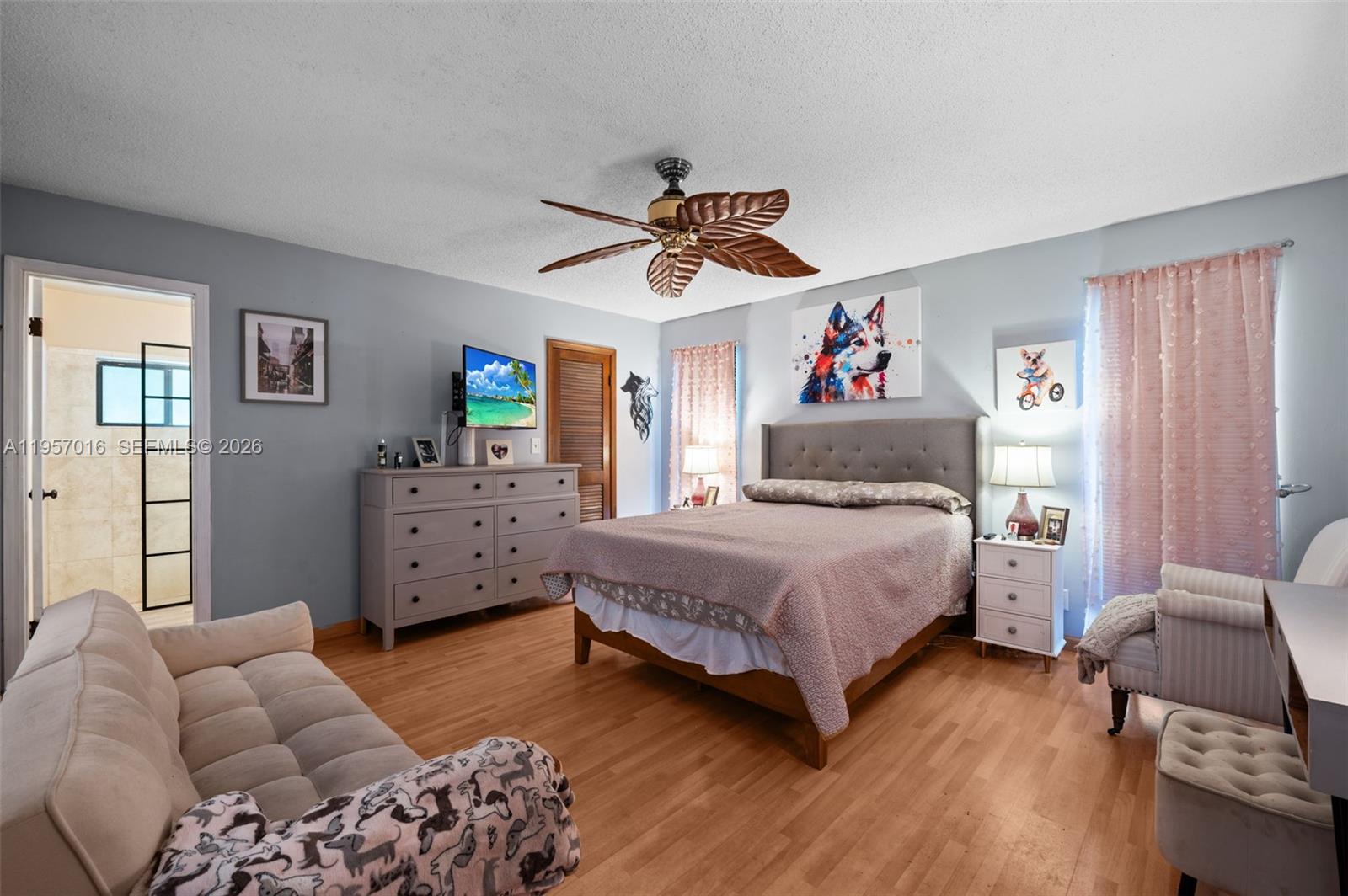 CYPRESS LAKES - Residential