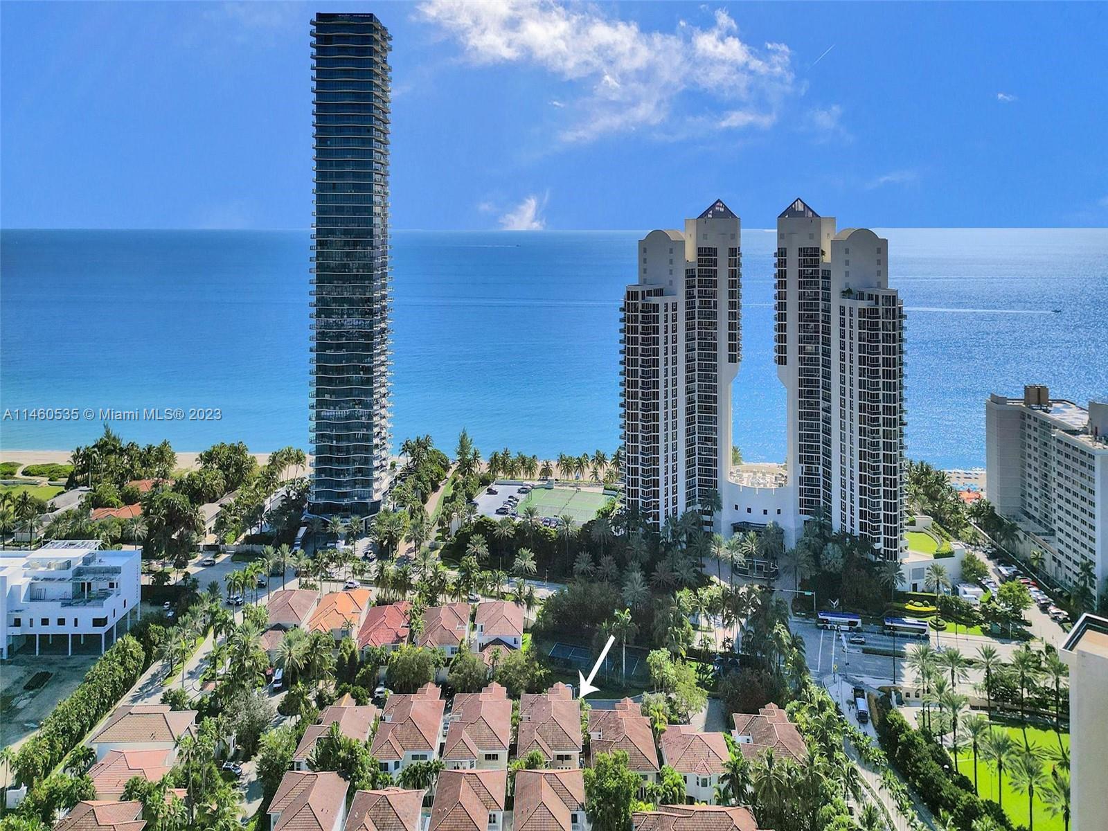 GOLDEN GATE ESTATES & MAR - Residential