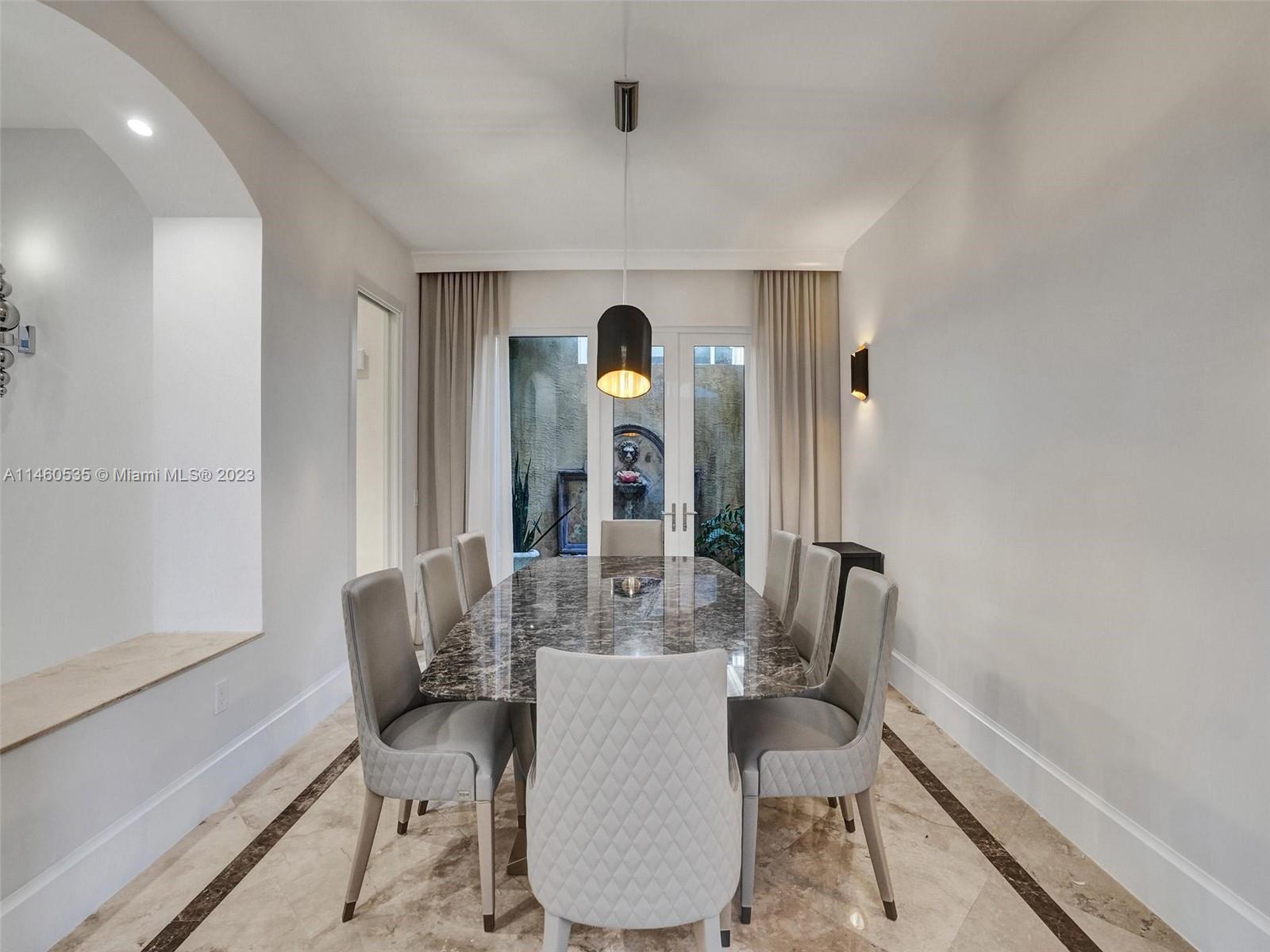 GOLDEN GATE ESTATES & MAR - Residential