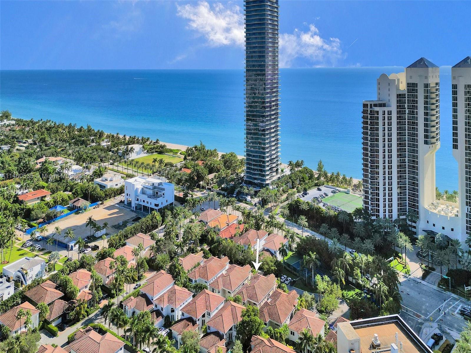 GOLDEN GATE ESTATES & MAR - Residential