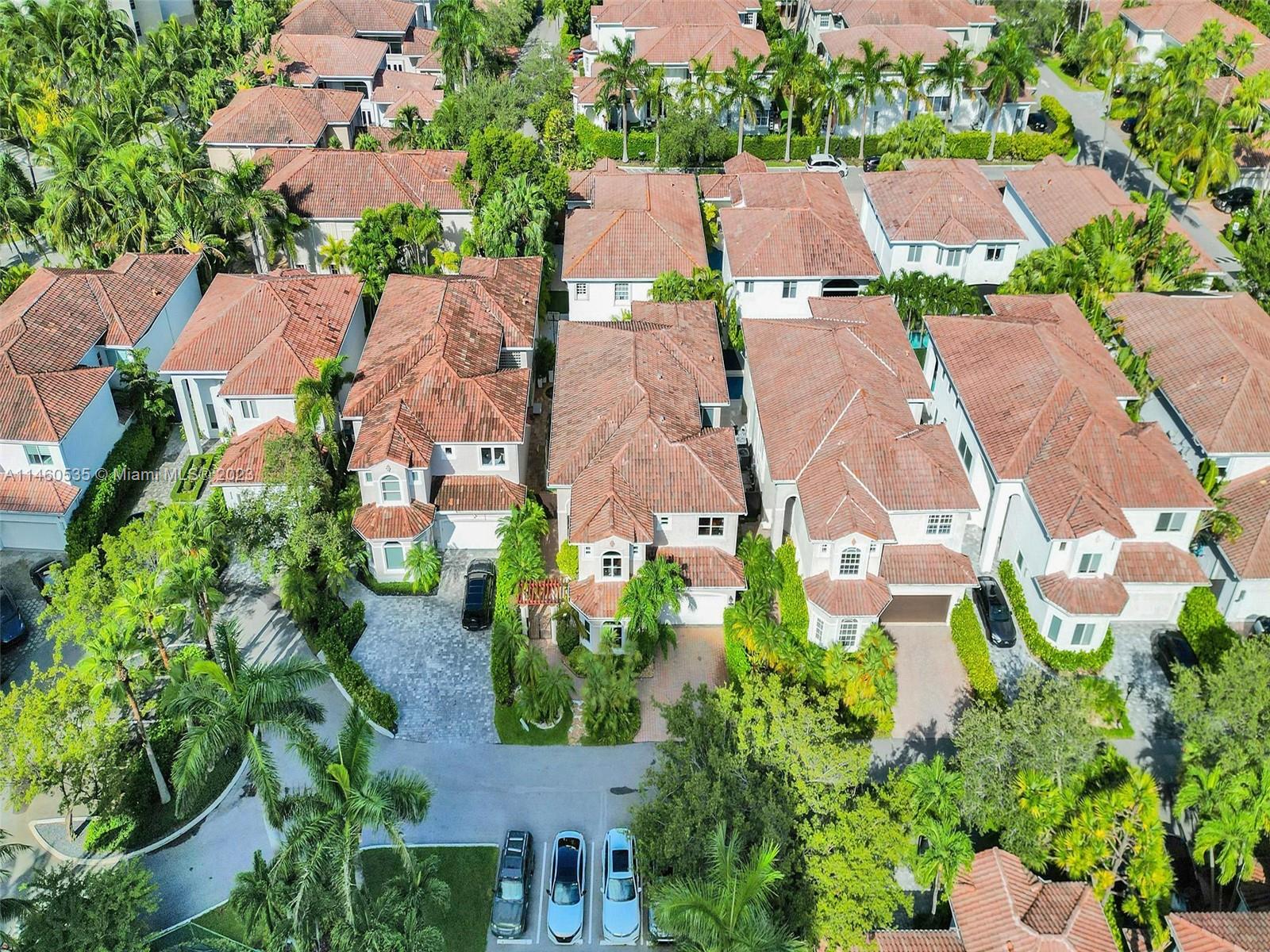 GOLDEN GATE ESTATES & MAR - Residential