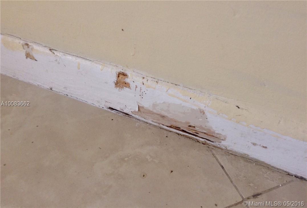 LauderdaleLakes East Gate - Residential