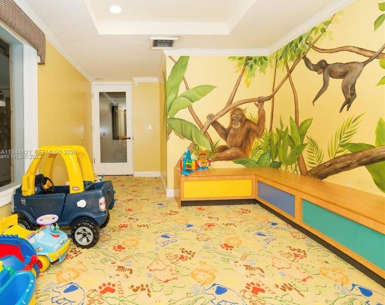 PORTO BELLAGIO CONDO - Residential