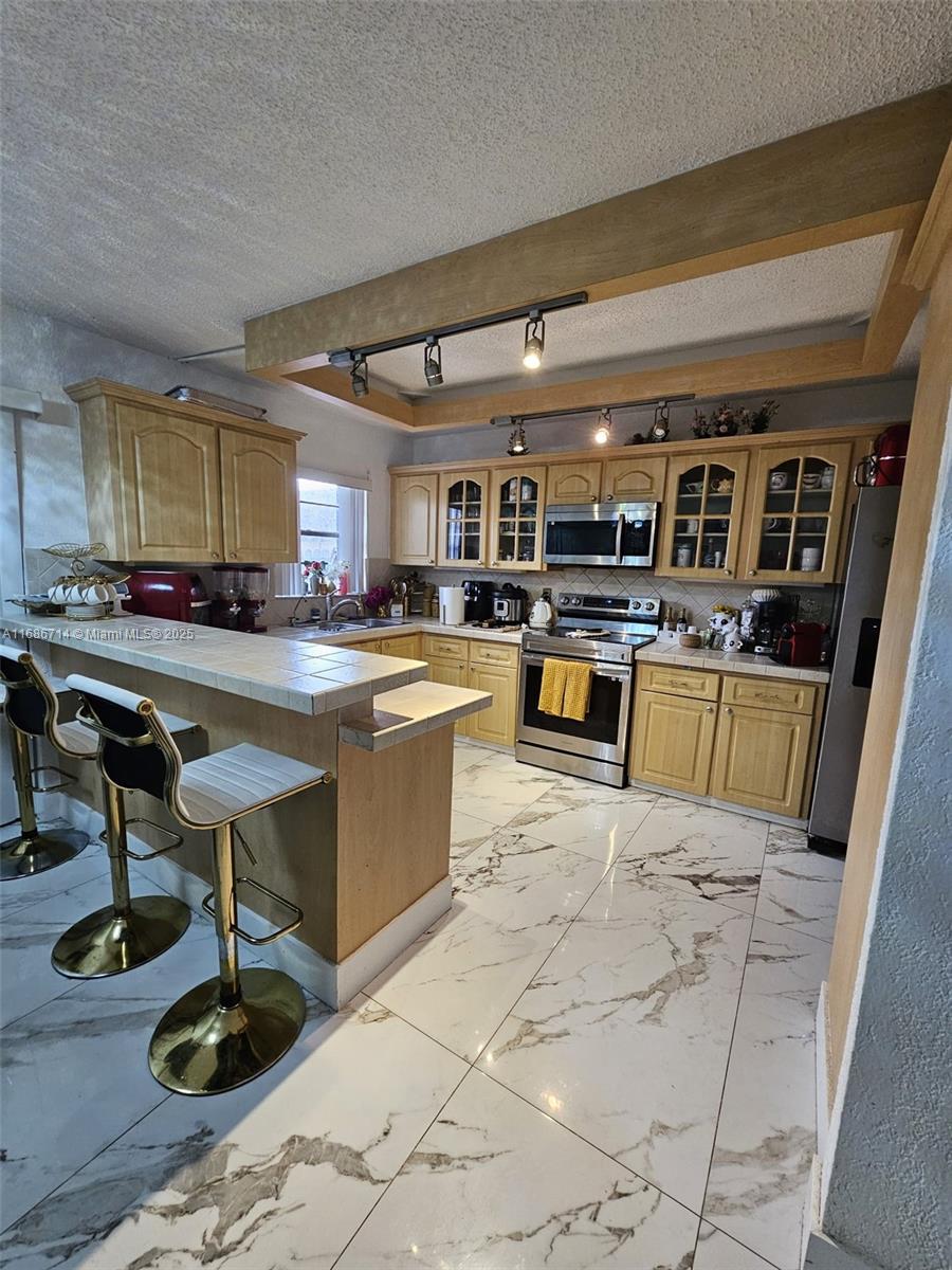 BAY TREE PATIO HOMES COND - Residential
