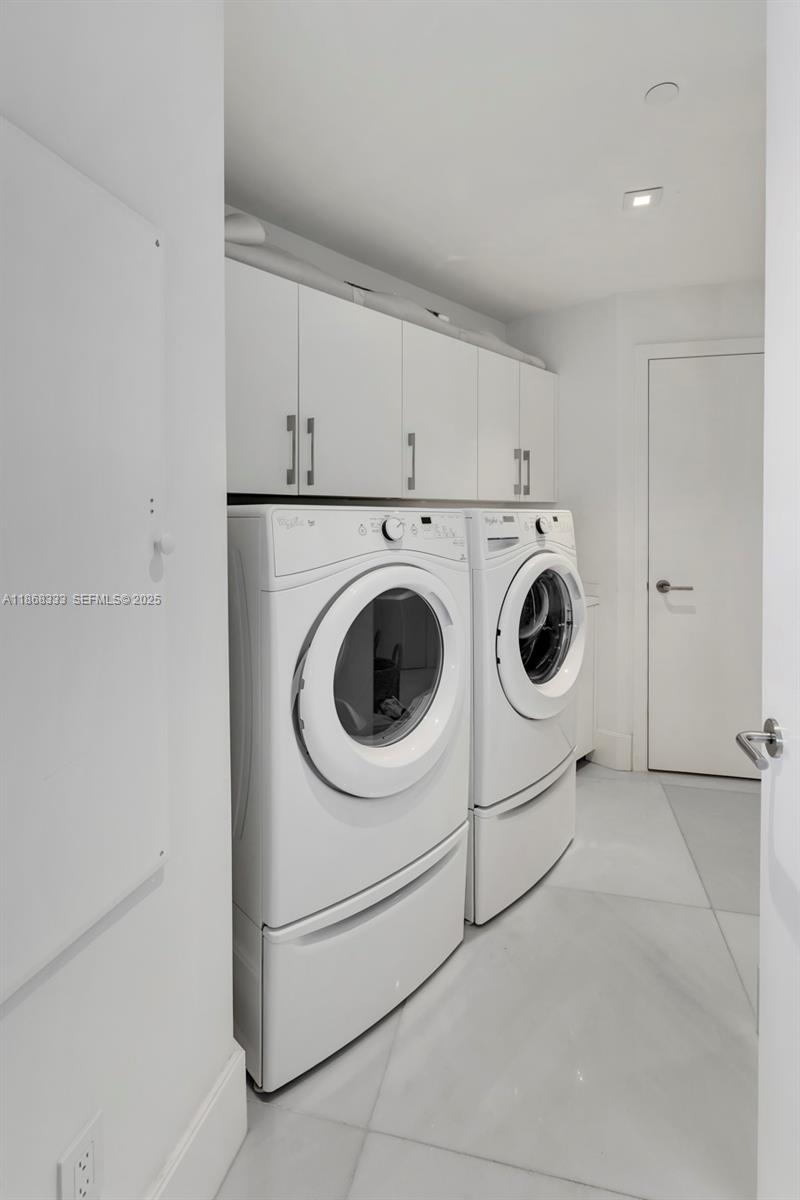 PORSCHE TOWER - Residential