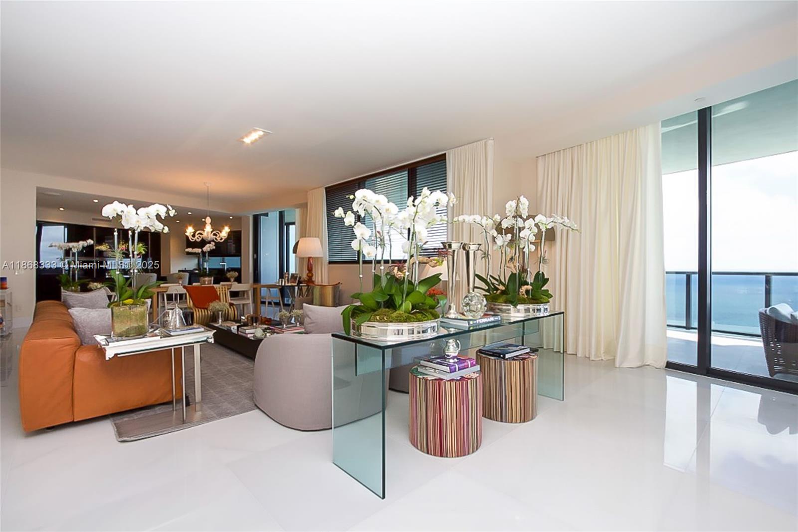 PORSCHE TOWER - Residential