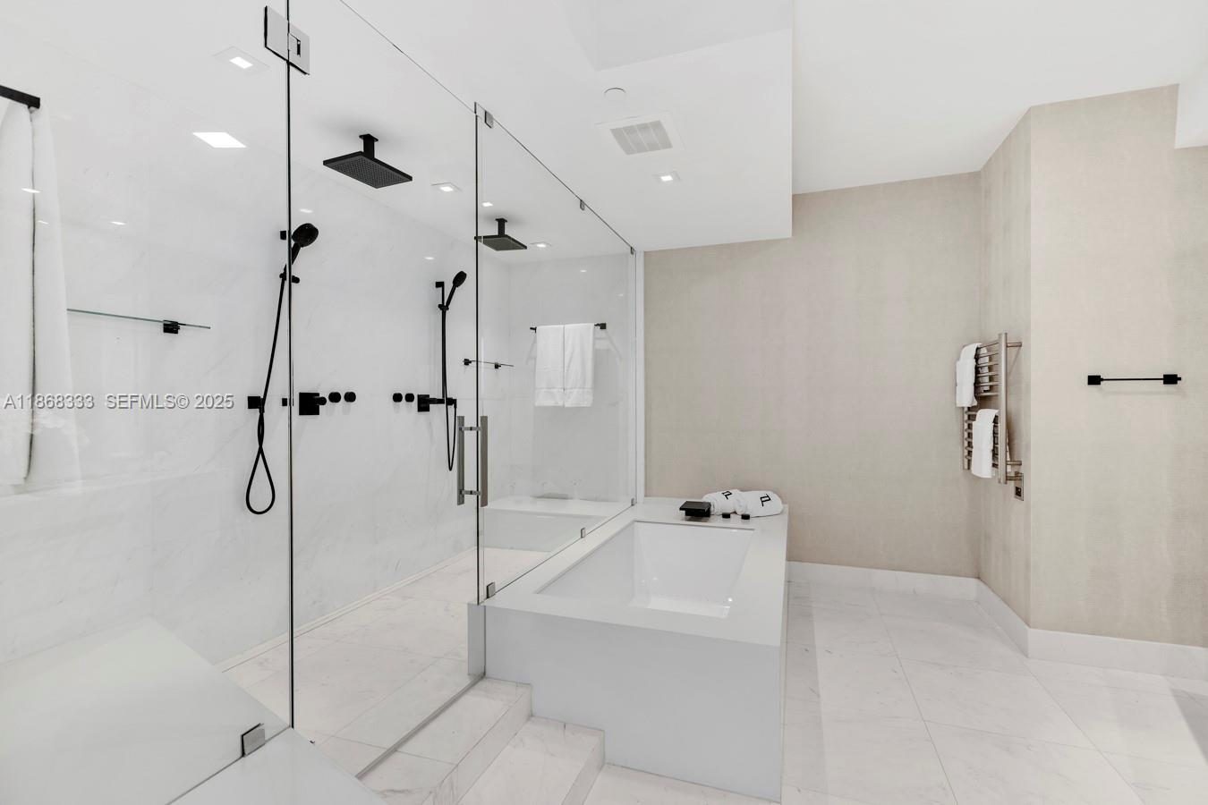 PORSCHE TOWER - Residential