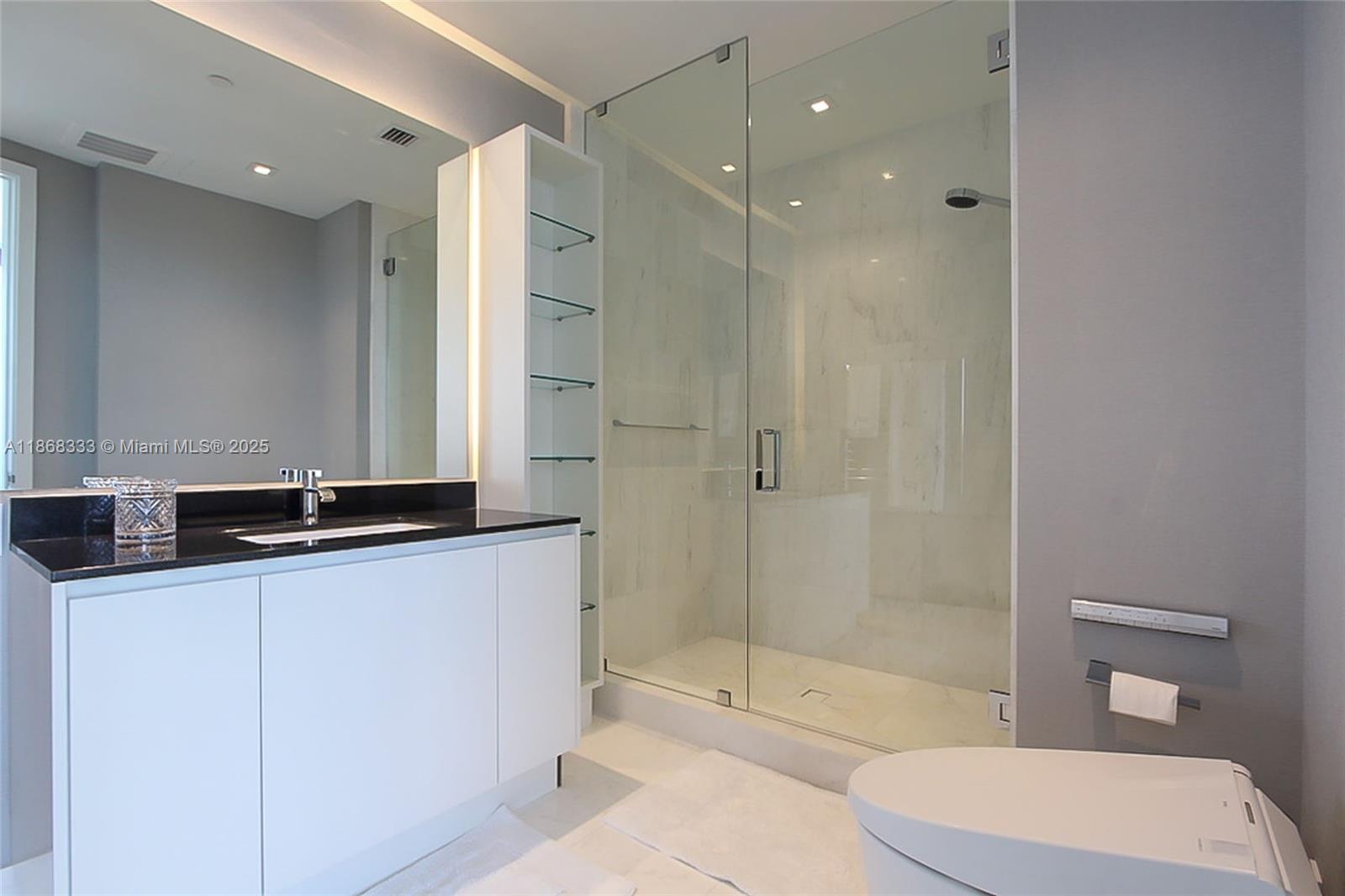 PORSCHE TOWER - Residential