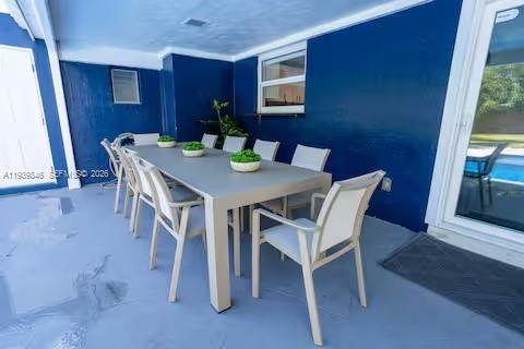 DELRAY SHORES - Residential