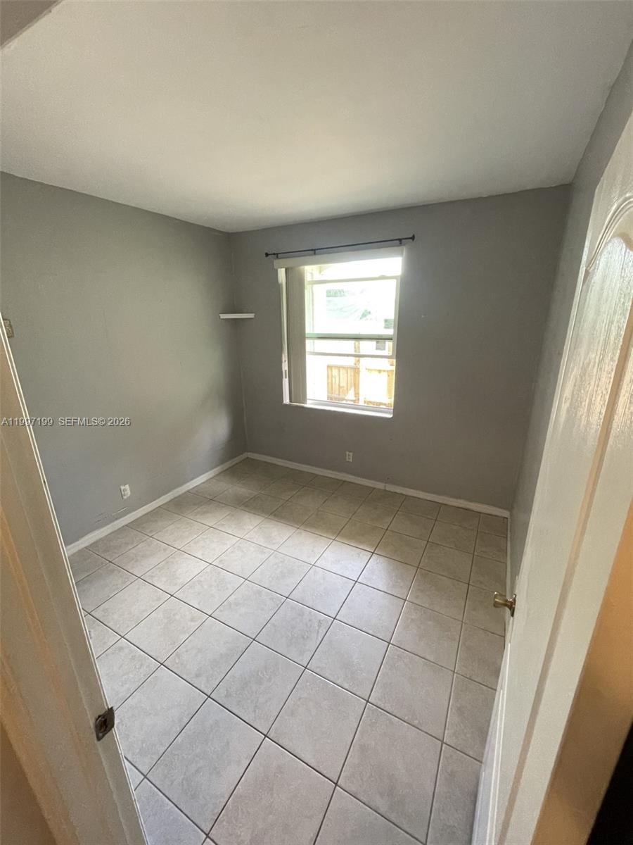 SIERRA RIDGE CONDO M-41 - Residential