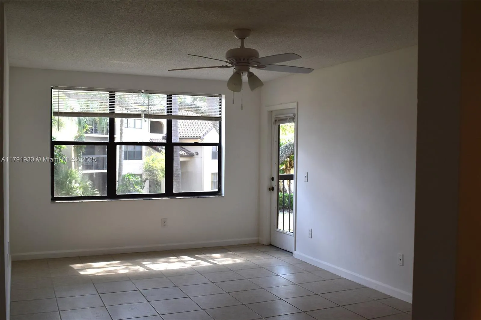 Pompano Beach, Florida 33069, United States, 1 Bedroom Bedrooms, ,1 BathroomBathrooms,Residential,Pending,118192
