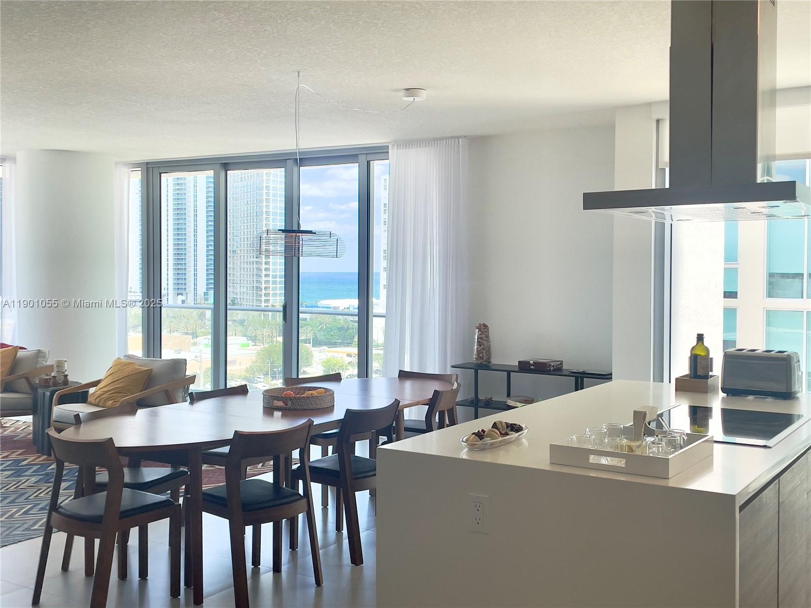 PARQUE TOWERS CONDO - Residential Lease