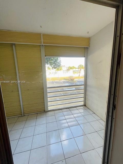 SABAL PALM VILLAGE CONDO - Residential