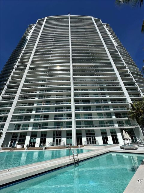 1Q. JKL,M SW 3rd St 1603 Miami FL 33130