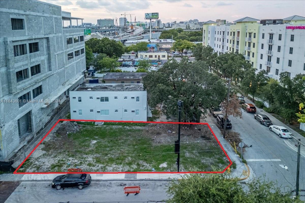 View photos, virtual tours, details... 1448 NW 2nd Ave