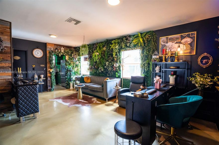 Beautifully Decorated and Remodeled Beauty Salon. Heavy Traffic location in  Midtown Area. Neighborhood is a creative place filled with great shops, art, restaurants and architecture.
