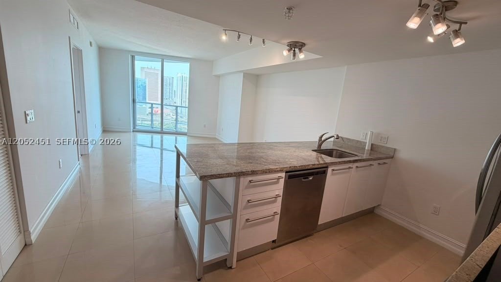 185 SW 7th St 2505