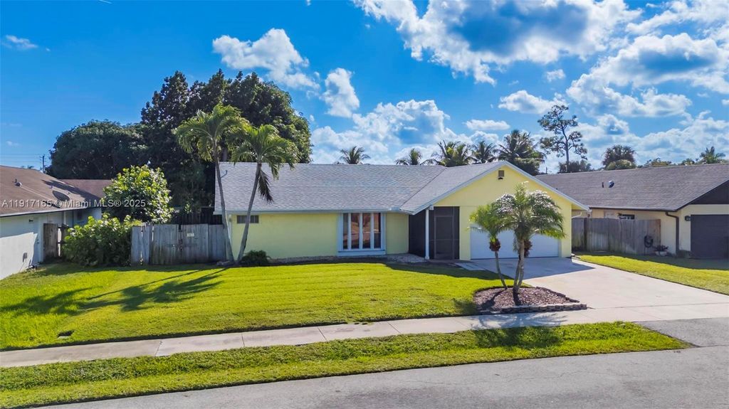 Photo of 3800 NW 8th St, Delray Beach, FL 33445 (MLS # A11917165)