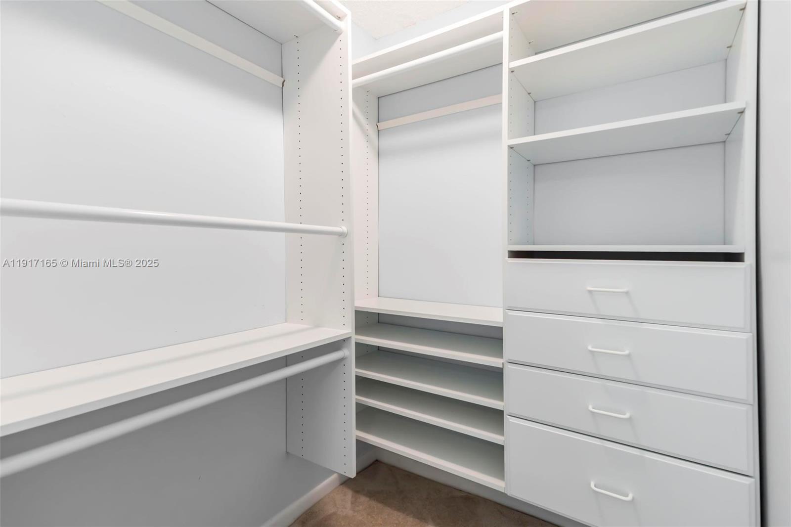 SUNFLOWER DELRAY - Residential