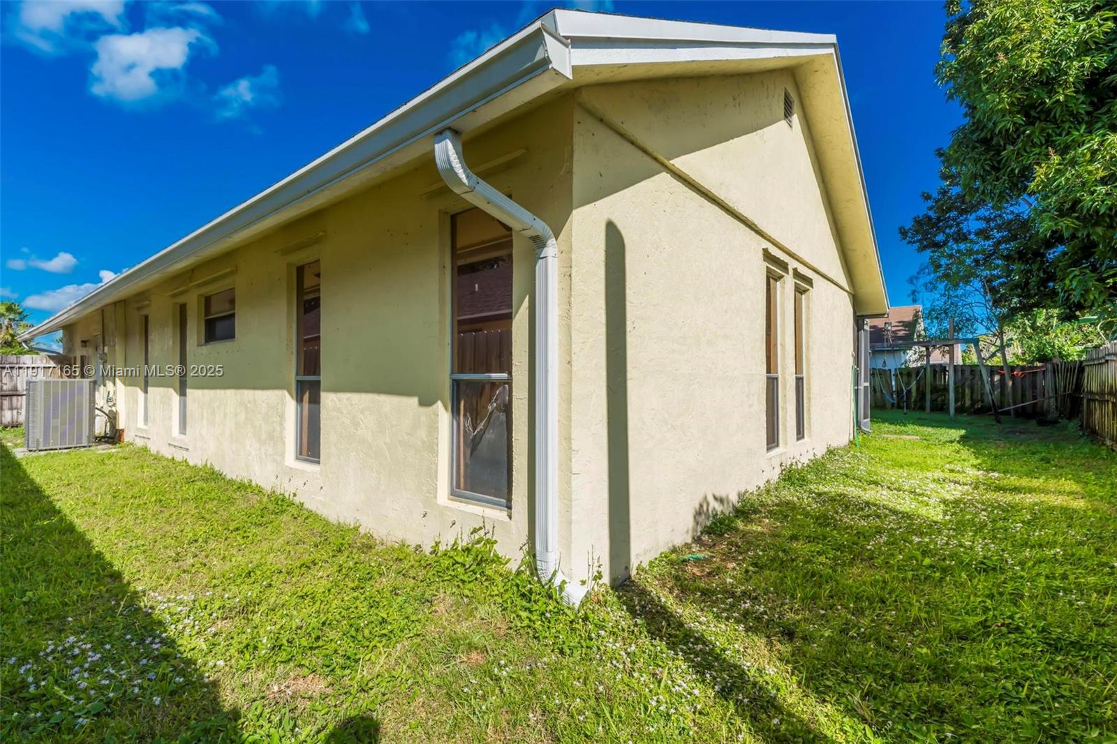 SUNFLOWER DELRAY - Residential