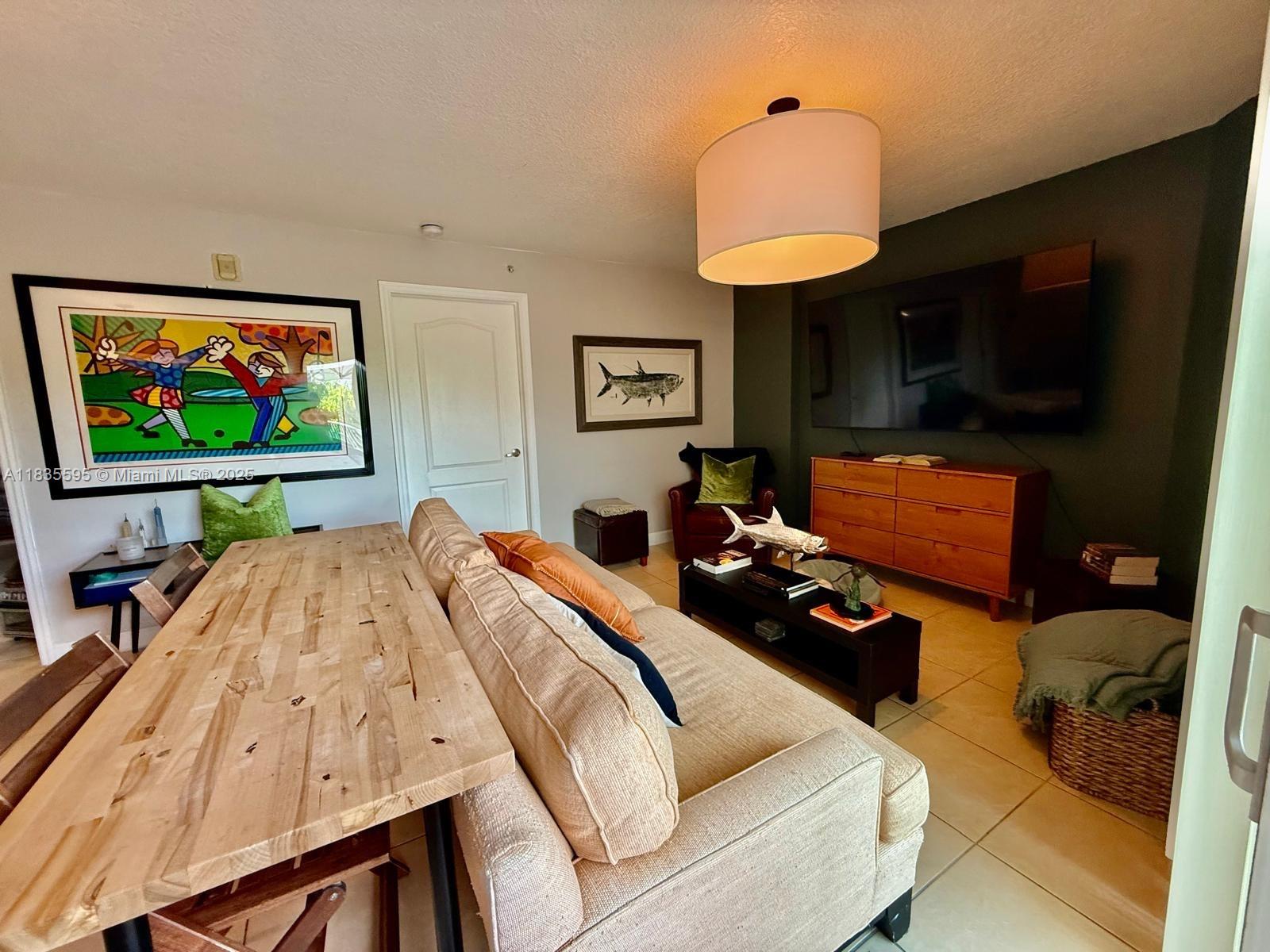 MARQUIS I OF CORAL WAY CO - Residential