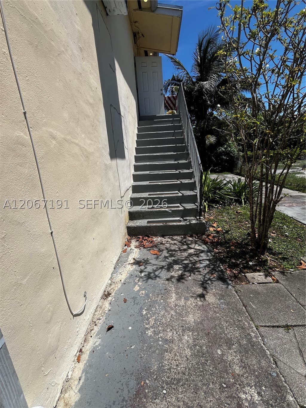 Photo of 5926 Wiley St #3, Hollywood, FL 33023 (MLS # A12067191)