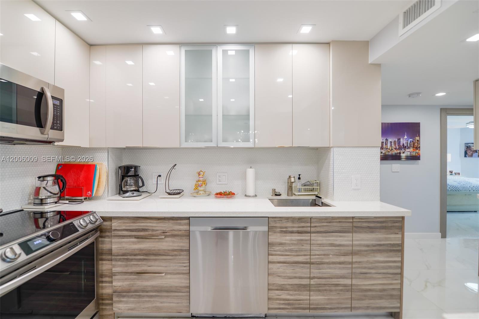 HEMISPHERES CONDO - Residential