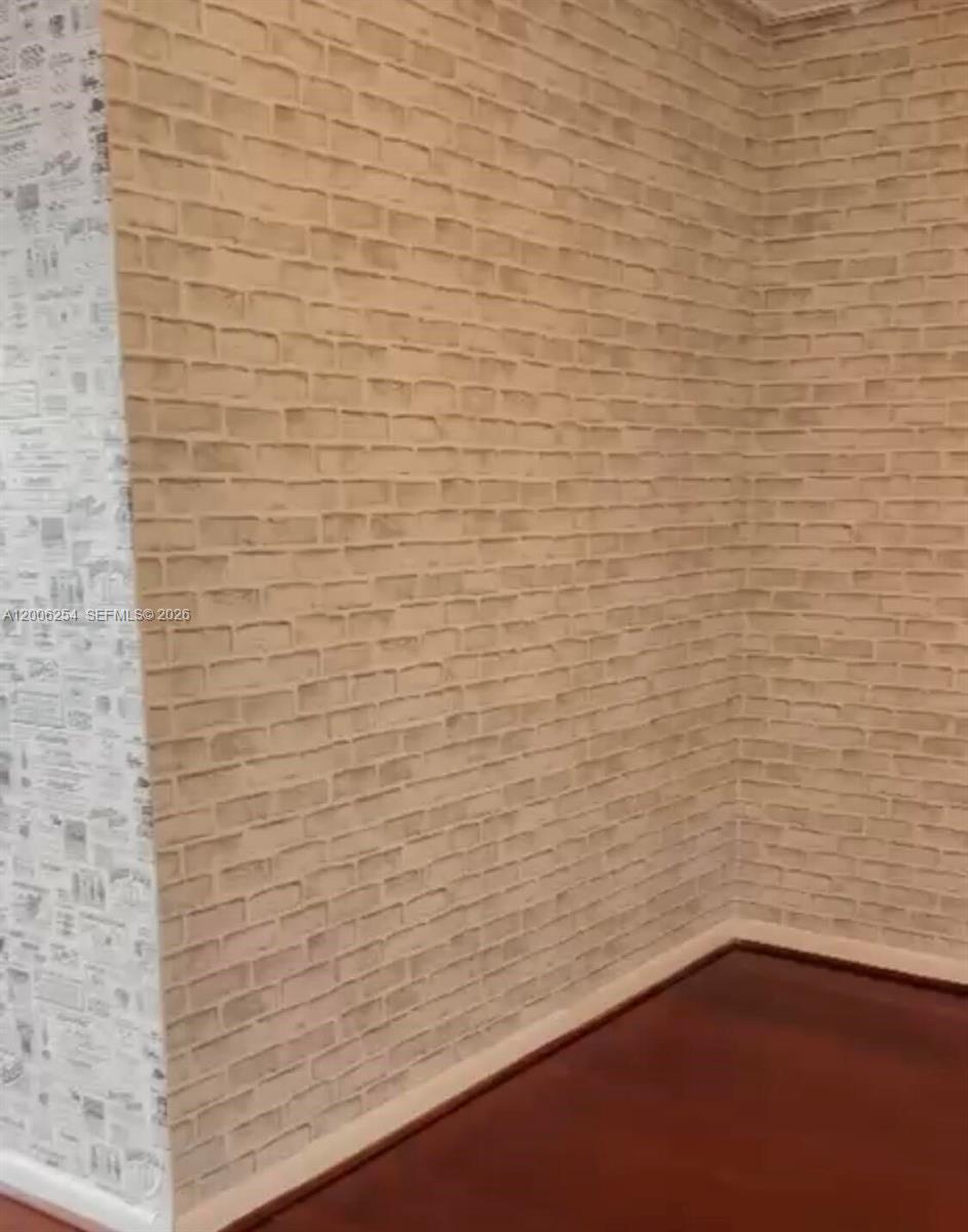 MIRADOR 1000 CONDO - Residential