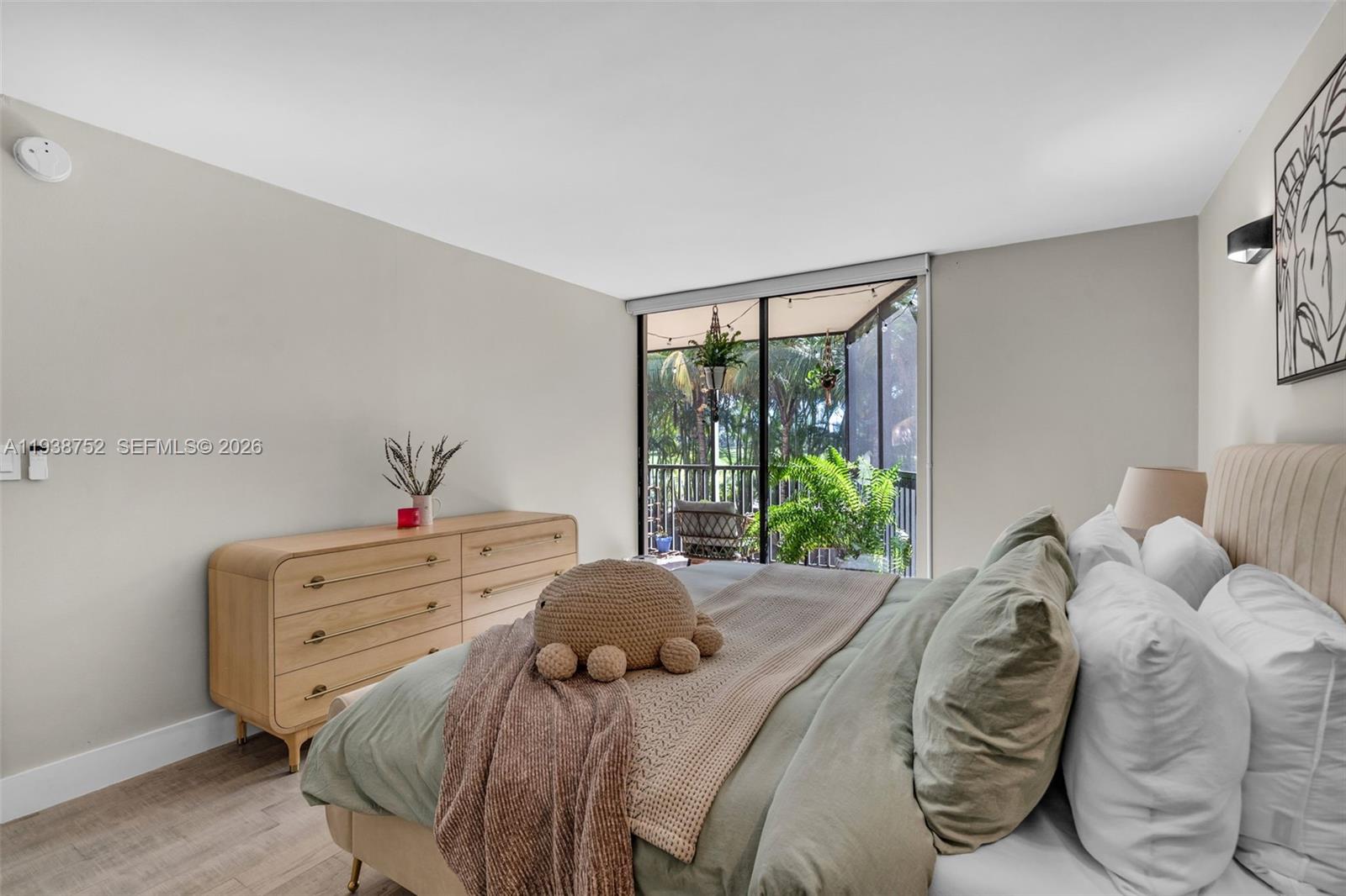 CORONADO CONDO- TOWER II - Residential