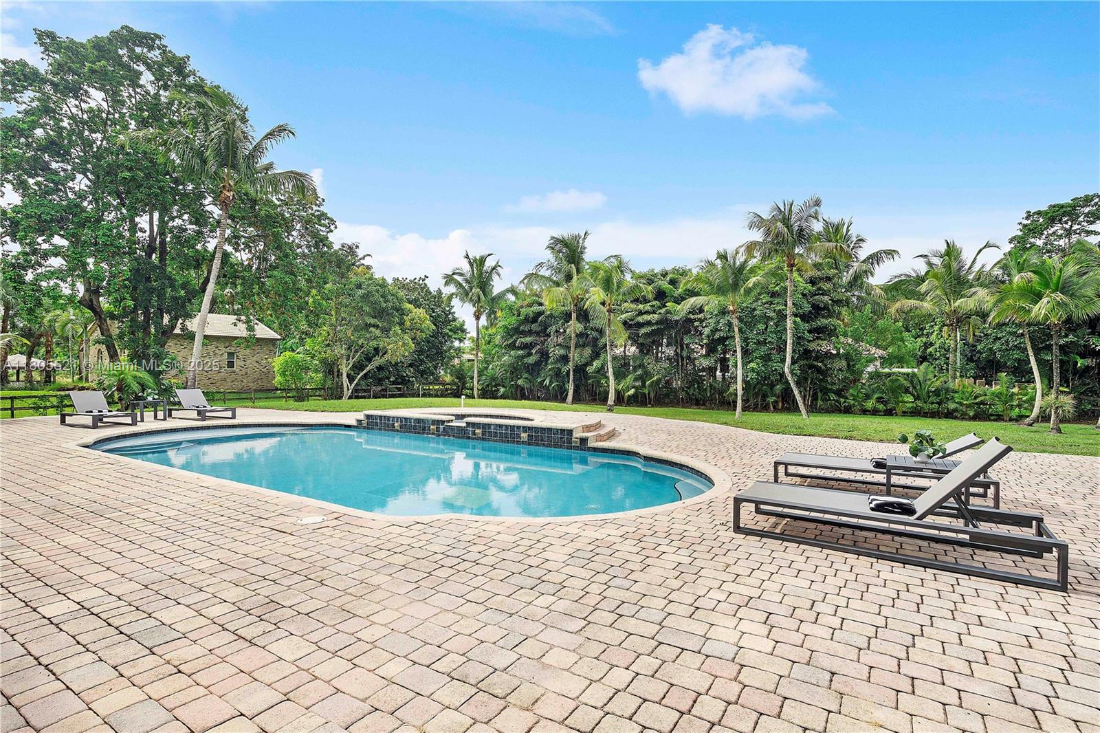 FLA FRUIT LANDS CO - Residential