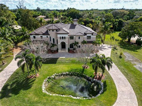 11930 NW 8th St Plantation FL 33325