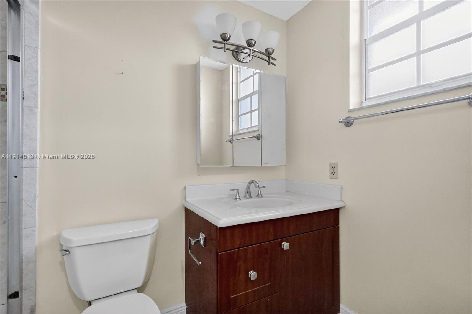 MANGO HILL - Residential