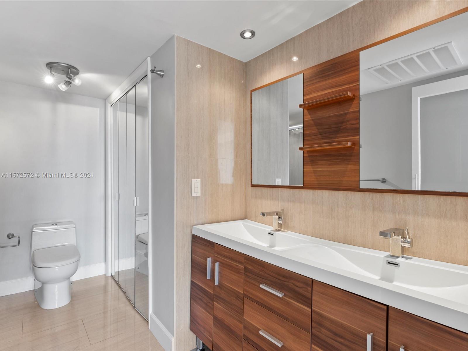 AQUASOL CONDO - Residential Lease