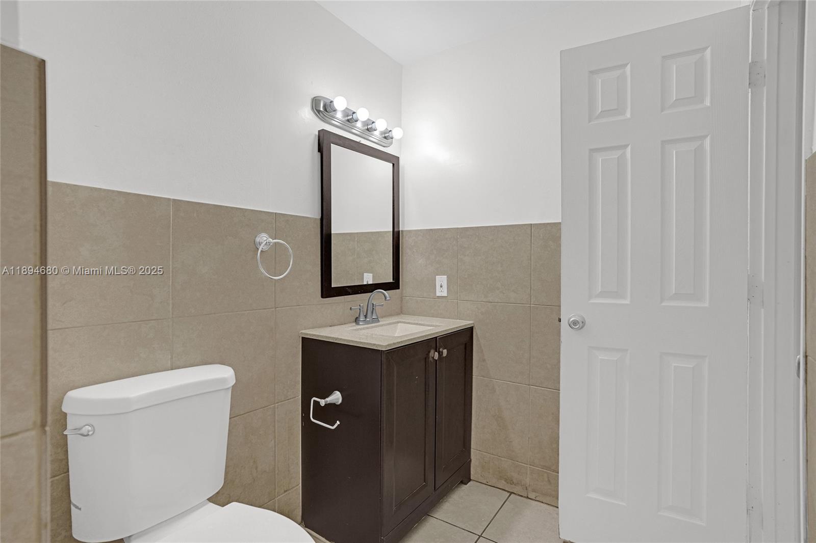 VISTA TOWNHOUSE SEC B - Residential