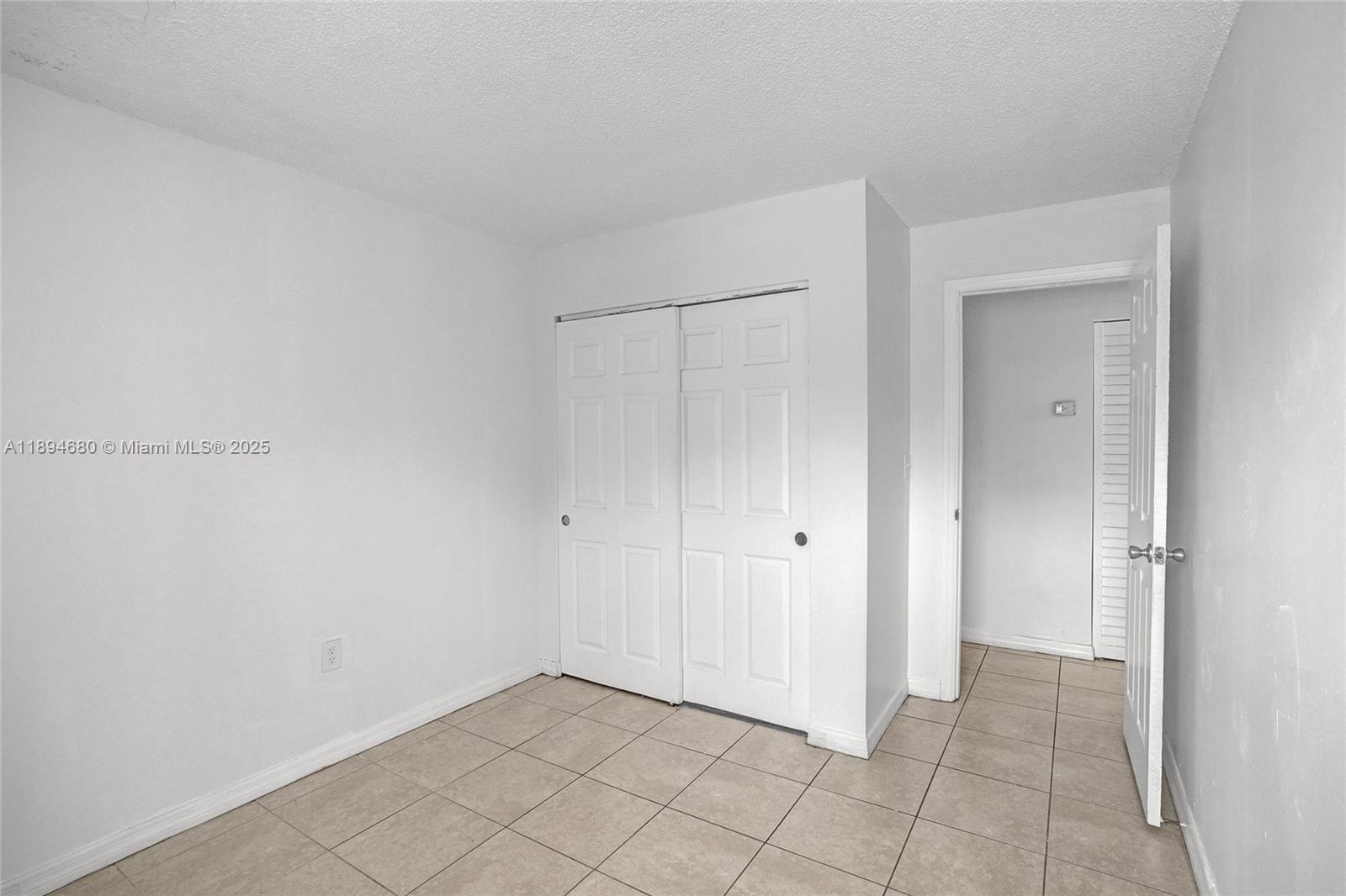 VISTA TOWNHOUSE SEC B - Residential
