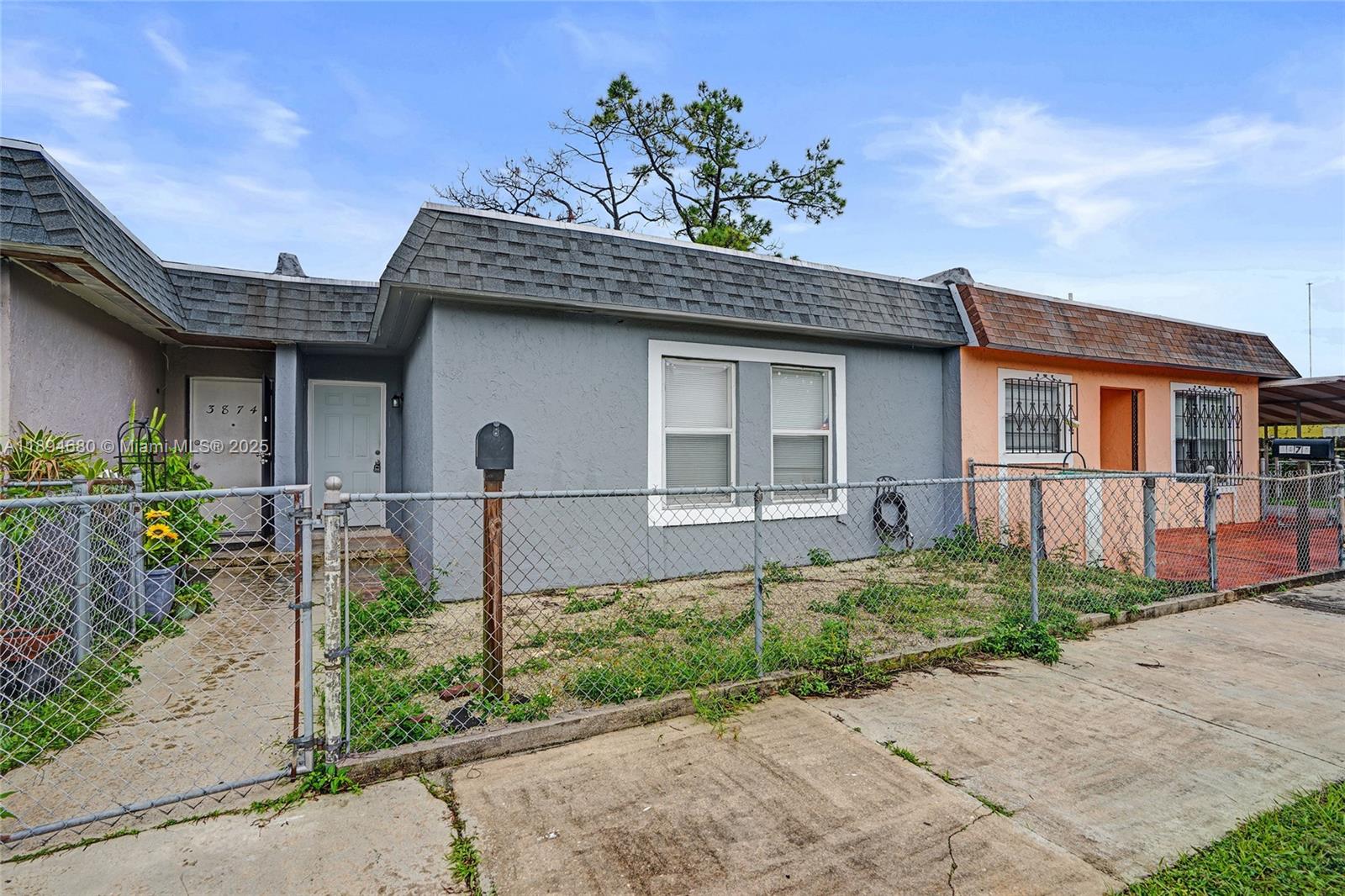 VISTA TOWNHOUSE SEC B - Residential