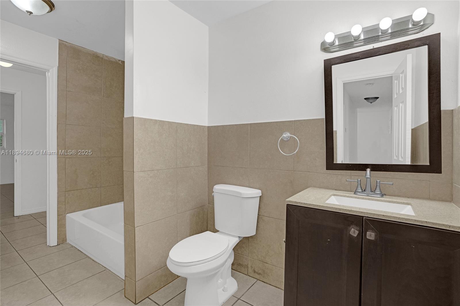 VISTA TOWNHOUSE SEC B - Residential