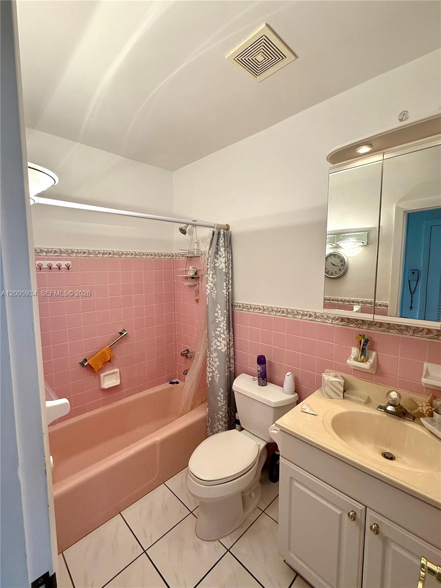 RO-MONT GARDENS ANDOVER C - Residential