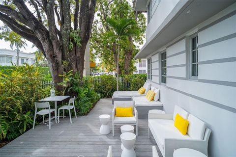 1600 Michigan Ave 3 Miami Beach FL 33139