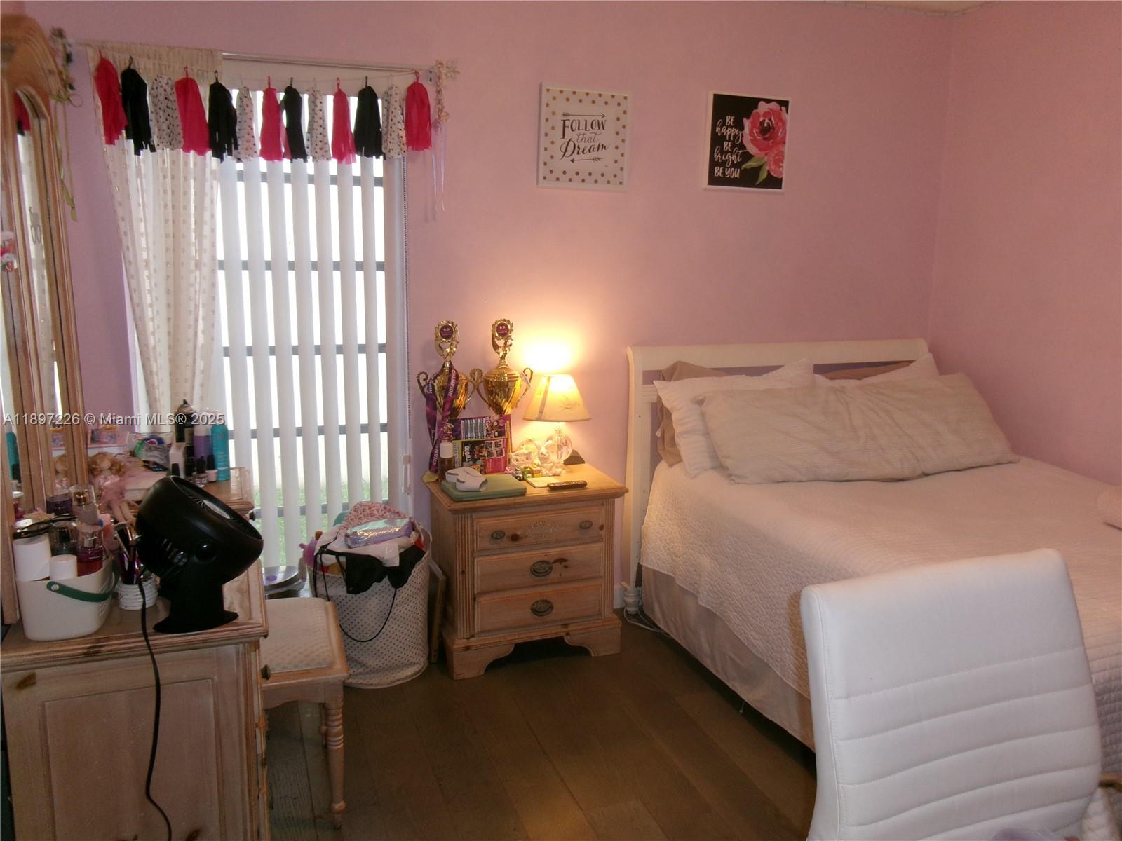 CORAL HIGHLANDS - Residential