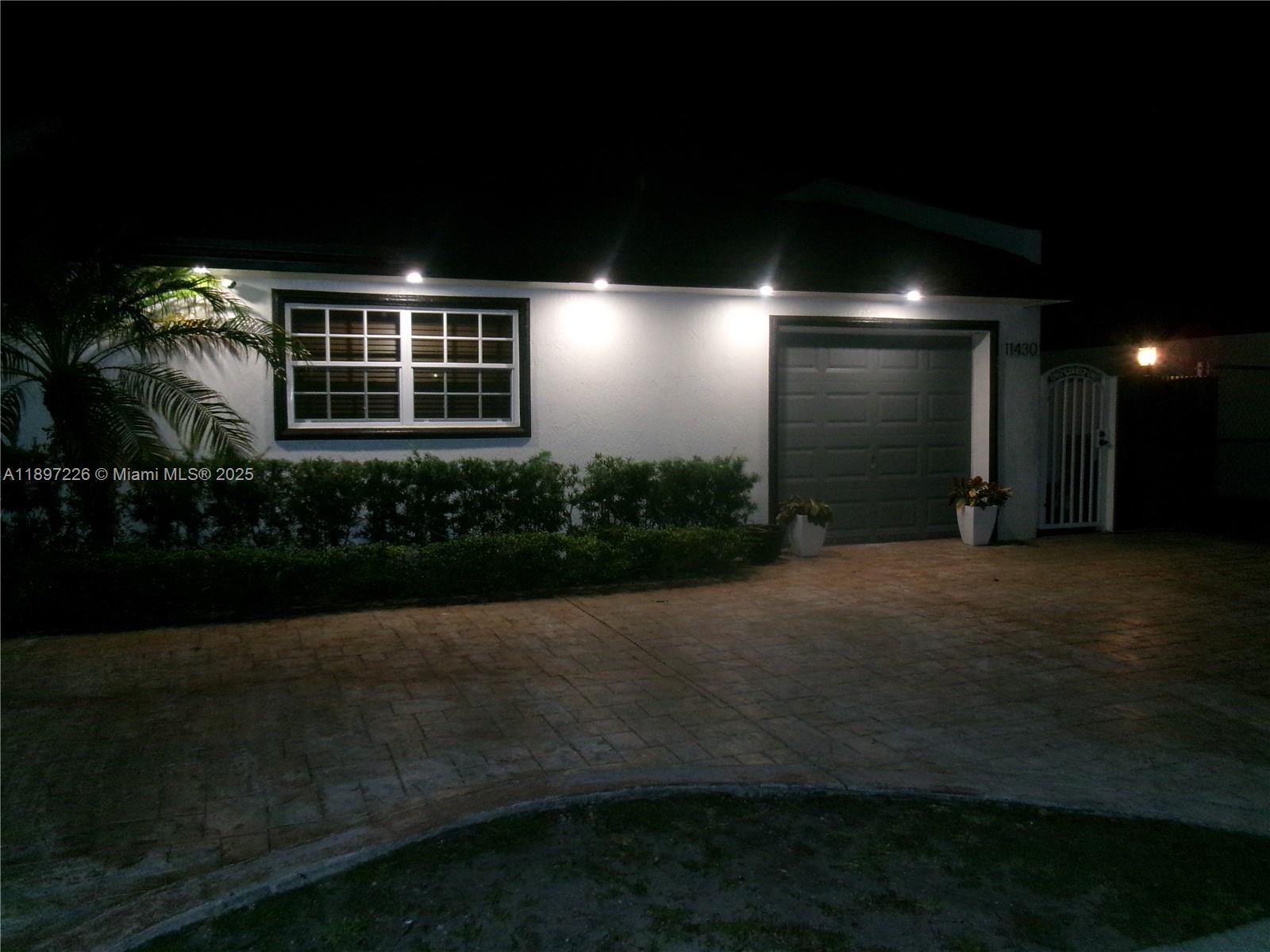 CORAL HIGHLANDS - Residential