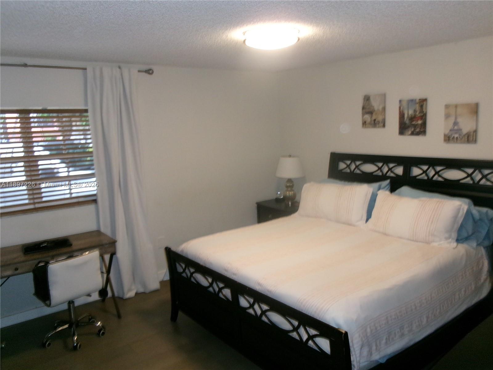 CORAL HIGHLANDS - Residential