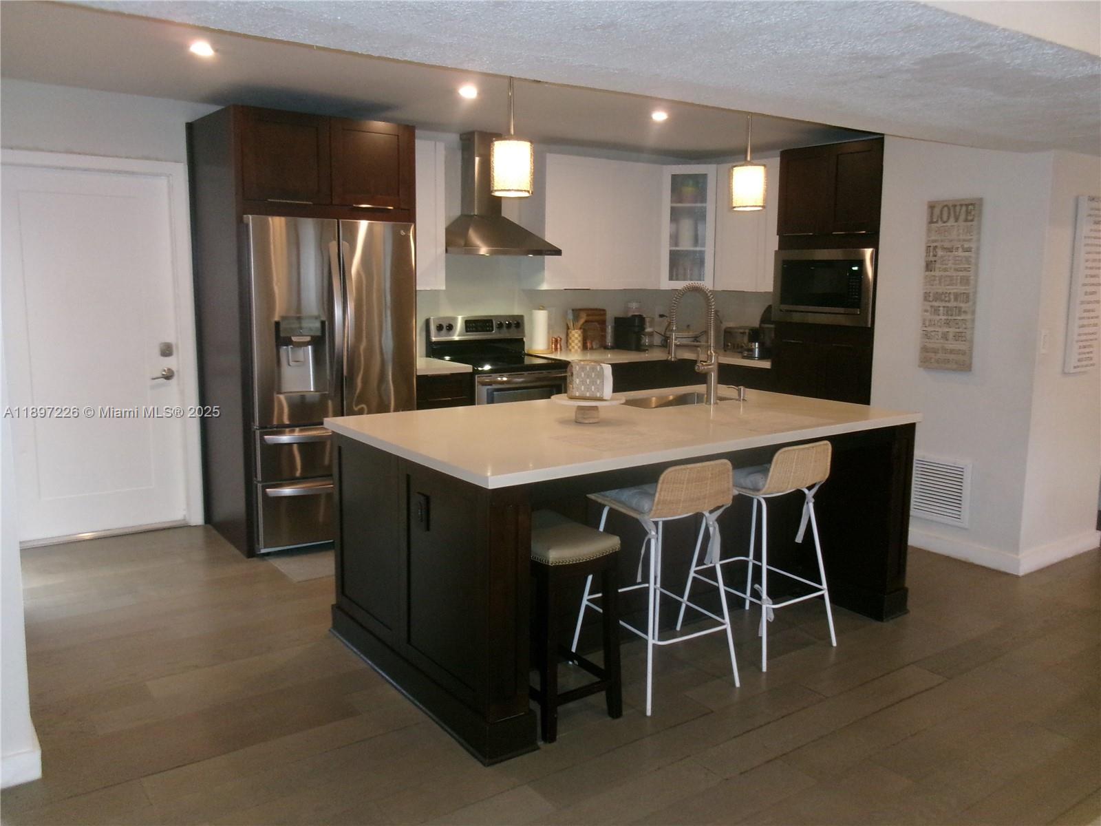 CORAL HIGHLANDS - Residential