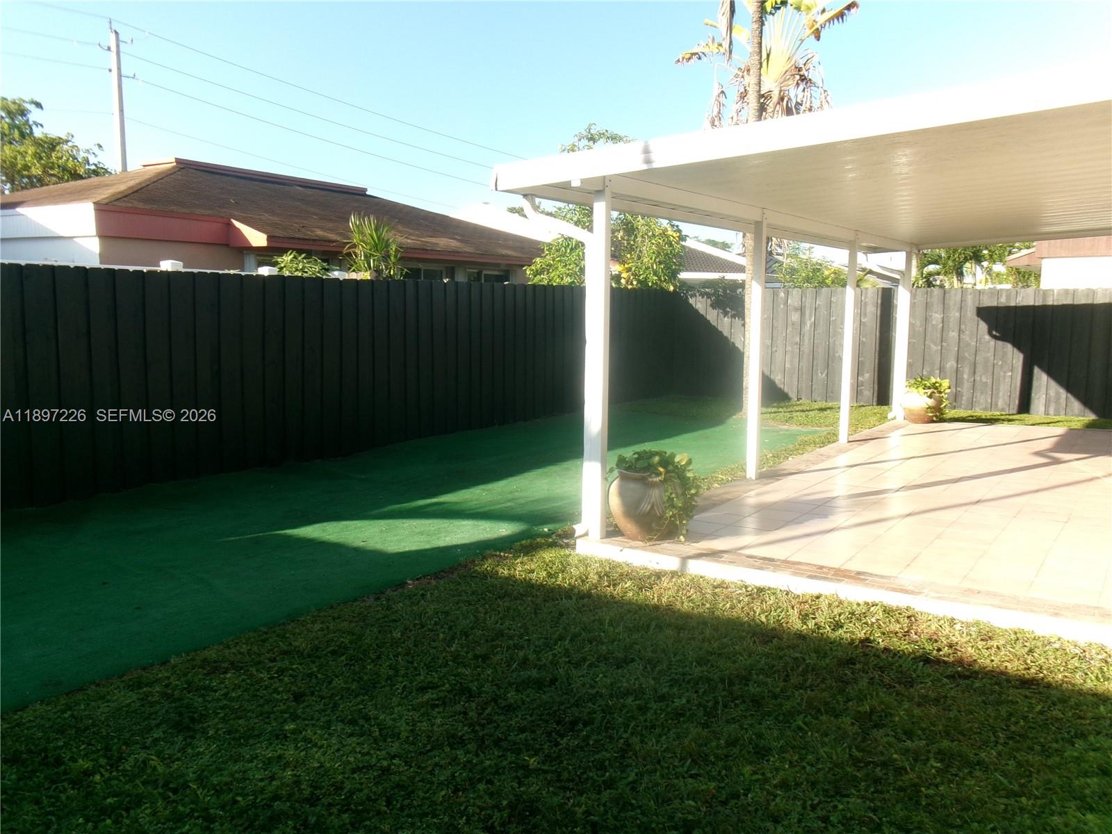 CORAL HIGHLANDS - Residential